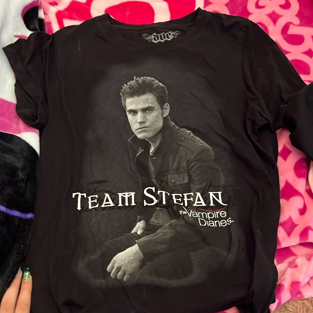 The Vampire Diaries Stefan Shirt